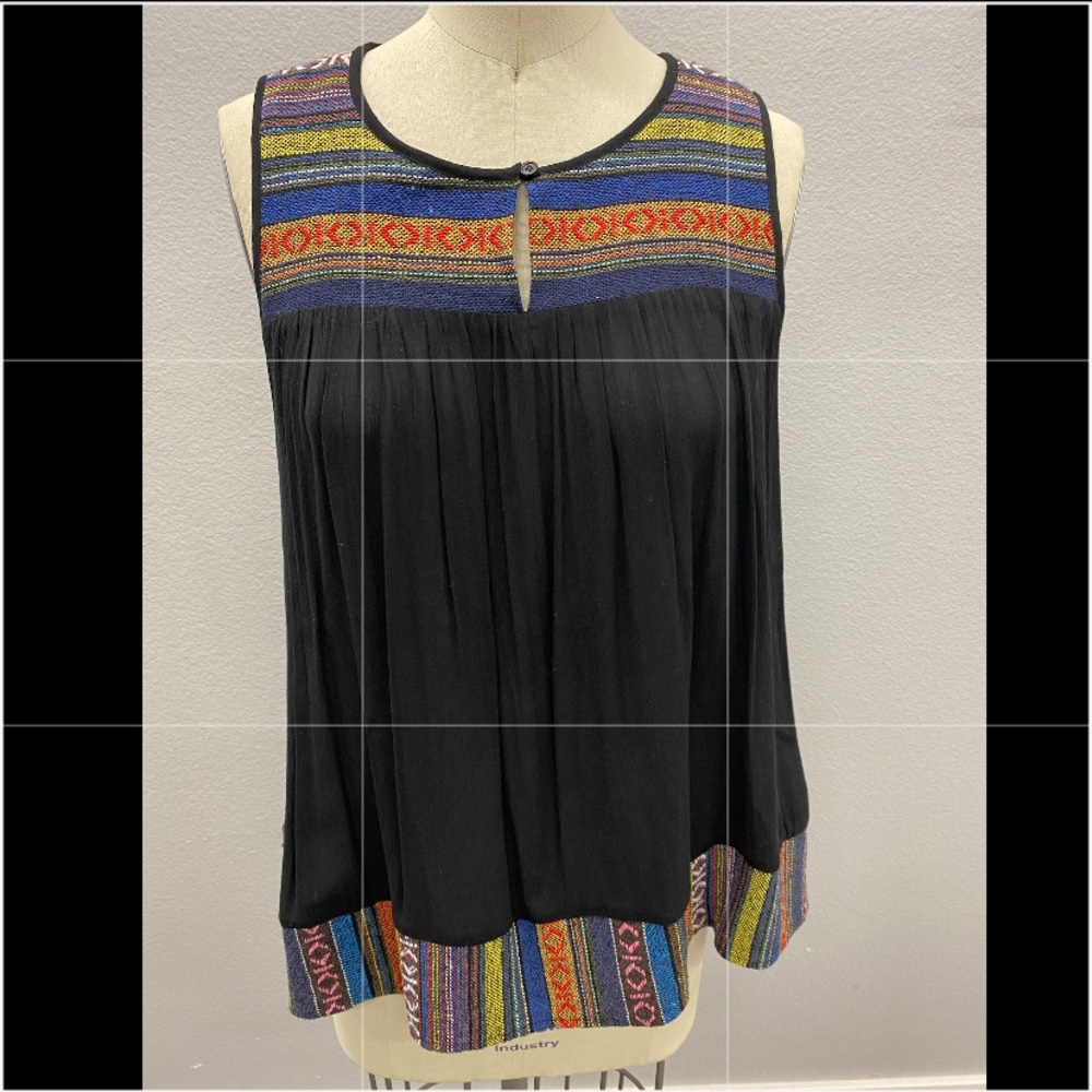 New embroidery slvls top